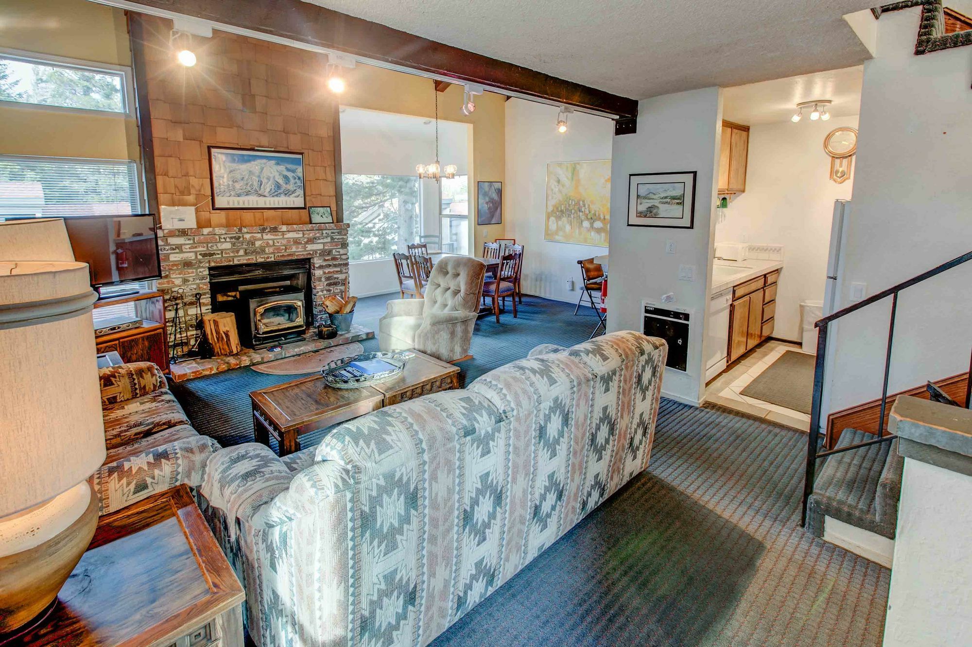 Chamonix 096 - Two Bedroom 3* Mammoth Lakes